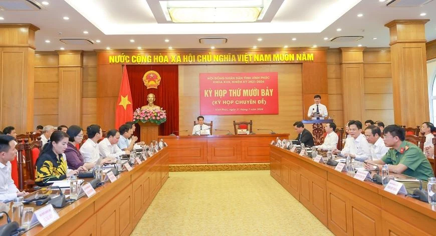 Toàn cảnh kỳ họp.