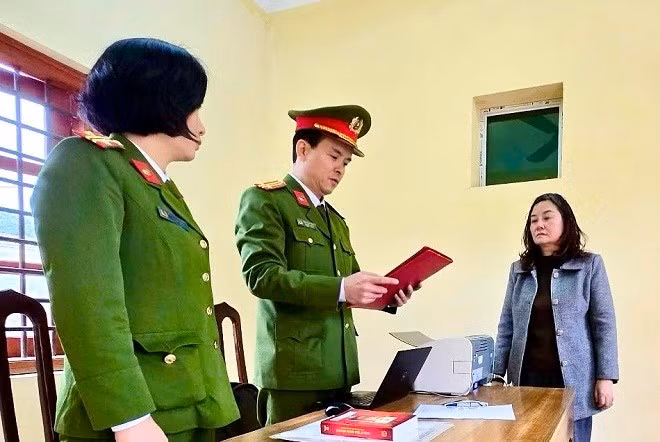 Bà Nguyễn Lan Hương bị khởi tố bổ sung hành vi lừa đảo chiếm đoạt tài sản. (Ảnh: Công an tỉnh Hà Giang)