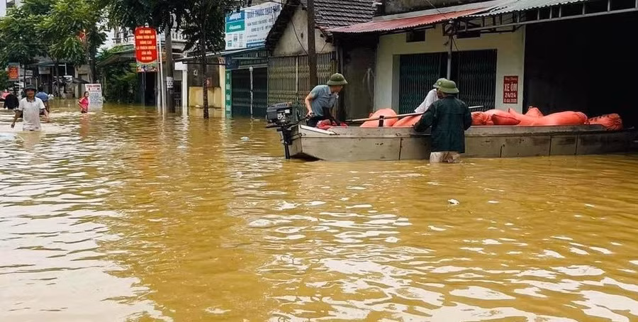 Nhiều thôn của xã Sơn Đông, huyện Lập Thạch bị ngập sâu.
