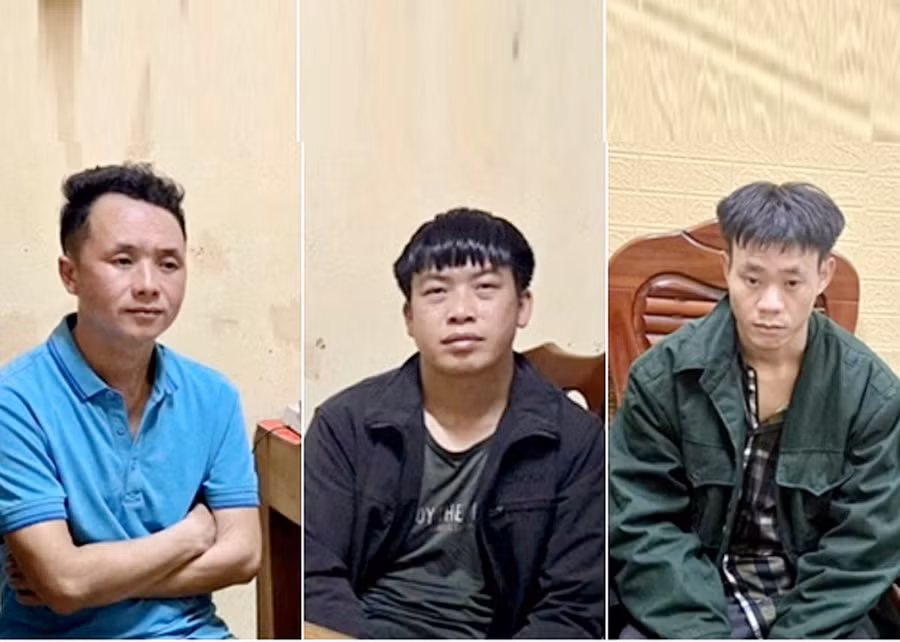  nam thanh niên bị cáo buộc tổ chức cho 11 người Trung Quốc nhập cảnh trái phép vào Việt Nam. Ảnh: Công an tỉnh Hà Giang
