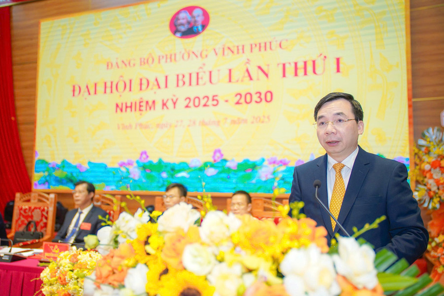 Phó Bí thư Tỉnh ủy Phú Thọ Bùi Huy Vĩnh phát biểu tại đại hội. vp3.jpg
