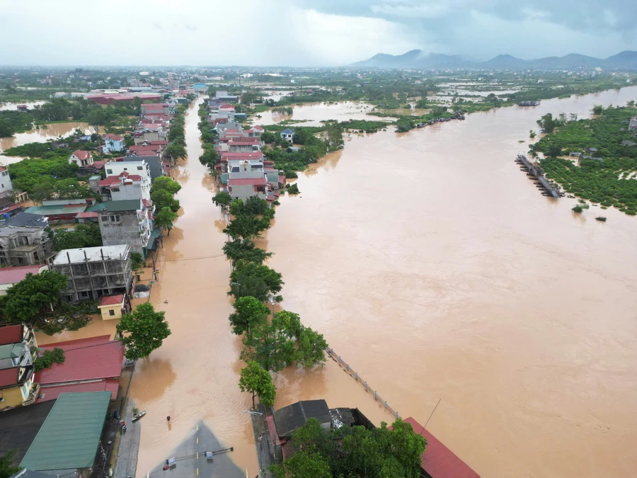 Một góc huyện Lục Ngạn nhìn từ trên cao trong những ngày bão số 3 (Yagi) tràn về.