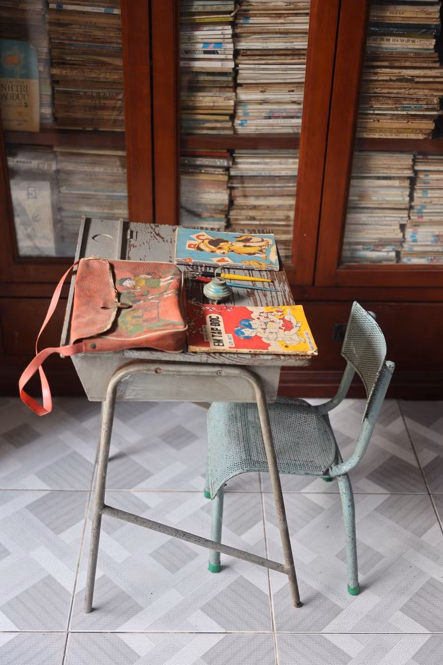 ky uc hoc tro qua bo suu tap sach cu ca tram nam (5).jpg