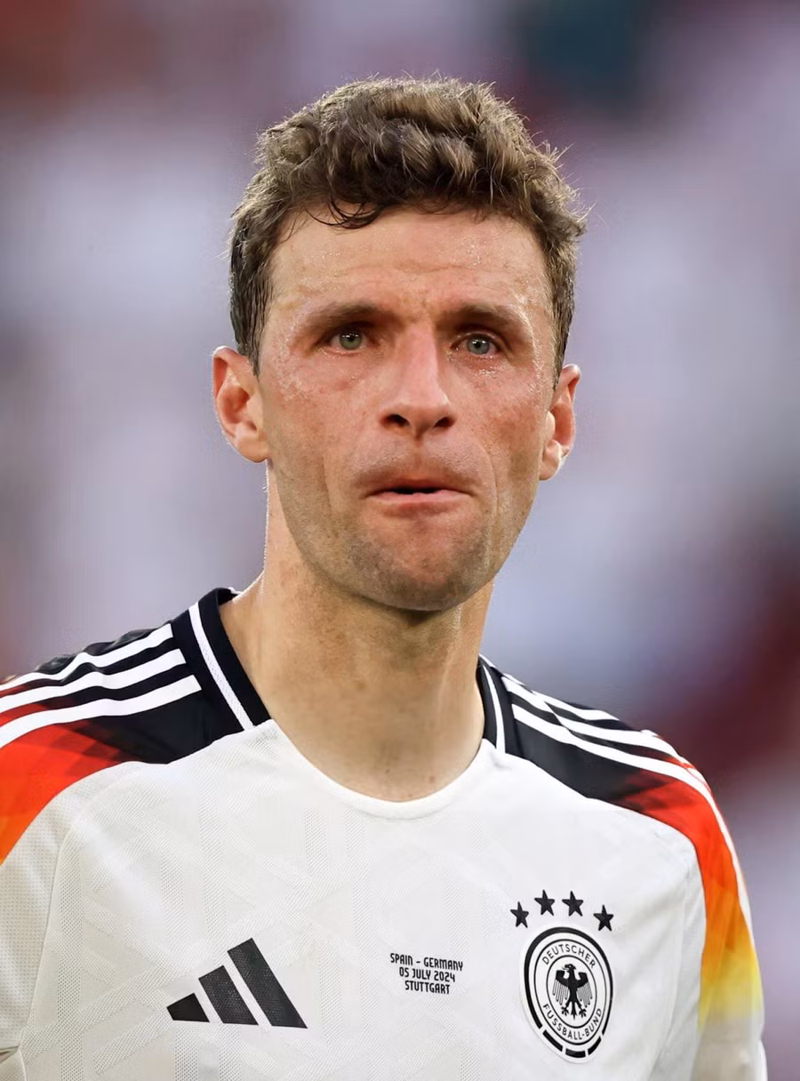 Thomas Muller gia tu doi tuyen duc huyen thoai tu cau be nhat bong (1).jpg