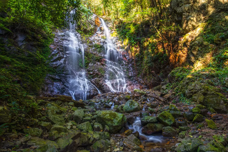 Nui tho cam va noi oan hoa da (5).jpg