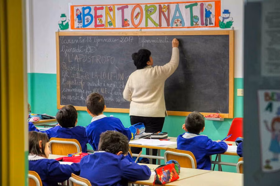 Chính sách 'điểm hành vi' sẽ được áp dụng cho học sinh THCS và THPT tại Italy.