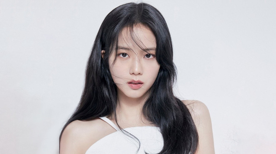 Không chỉ có sự nghiệp ca hát thành công, Jisoo còn được khen ngợi khi lấn sân lĩnh vực diễn xuất. Ảnh: ITN.