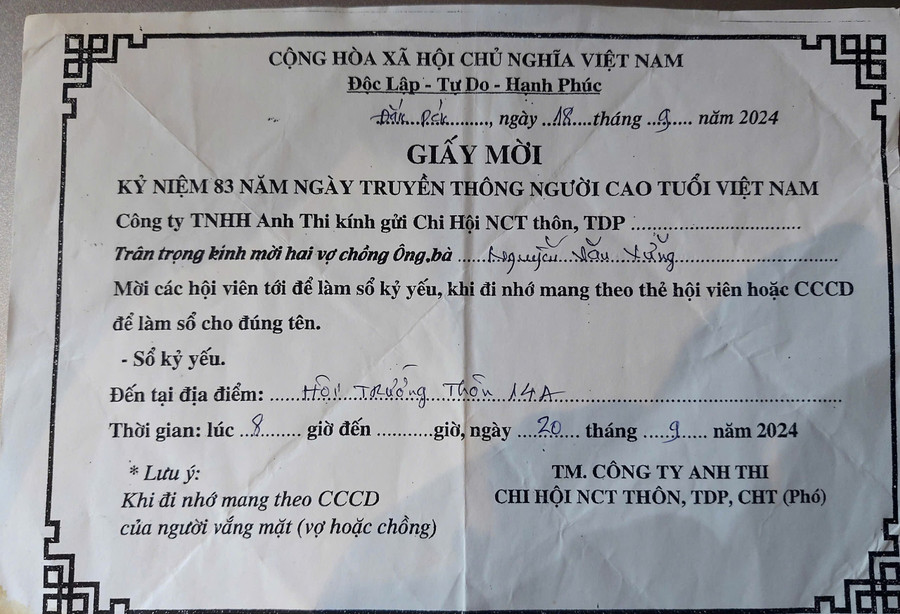 Công ty TNHH in ấn Anh Thi gửi giấy mời hội viên Hội Người cao tuổi đến làm sổ kỷ yếu.