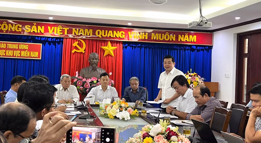 du kien thong qua bang gia dat moi tai tphcm (1).jpg