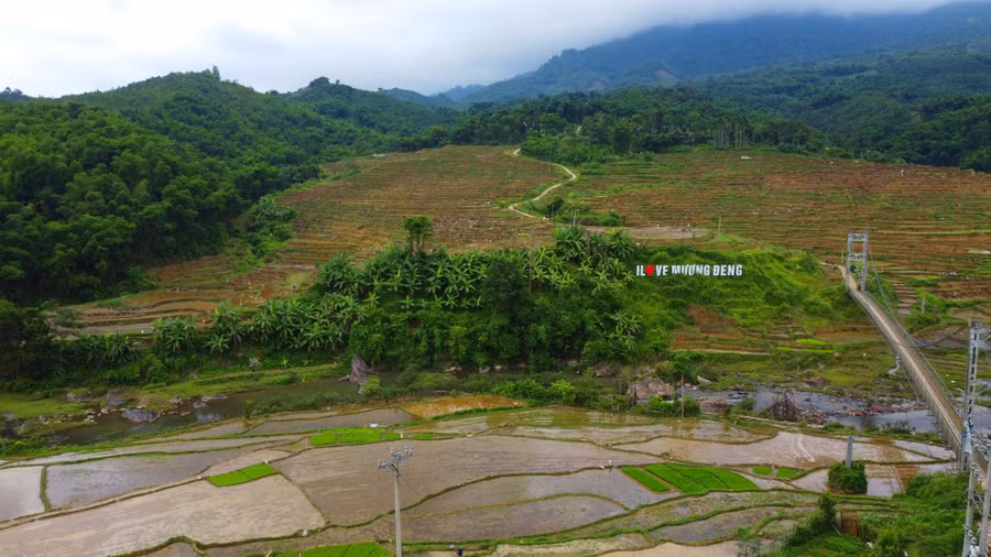 canh sac ruong bac thang mua nuoc do (8).jpg