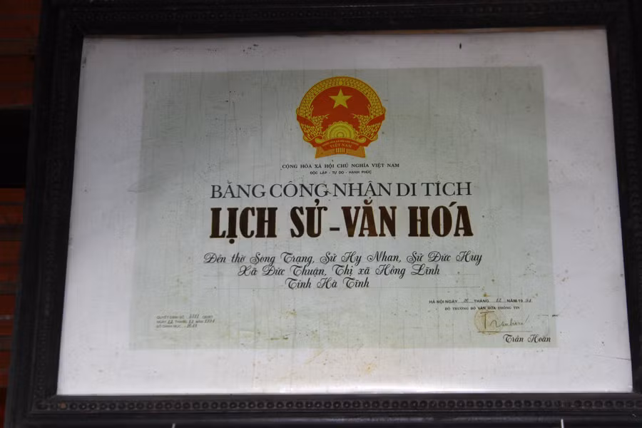 ngoi den tho hai cha con cung do trang nguyen (7).JPG