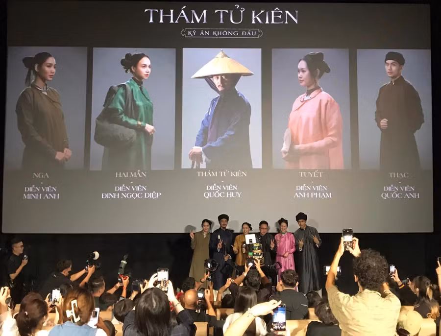 Buổi công bố dự án phim và ra mắt dàn diễn viên đóng chính trong phim 'Thám tử Kiên: Kỳ án không đầu' diễn ra vào ngày 21/8, phim được dự kiến sẽ ra rạp vào tháng 5/2025.