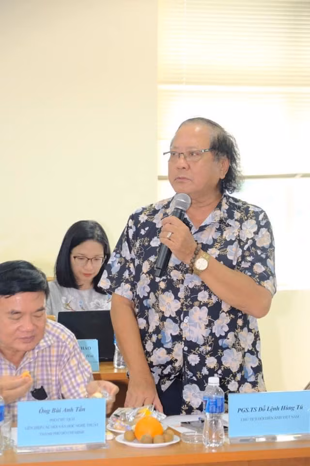 phim nha nuoc tim co che ra rap (1).jpg