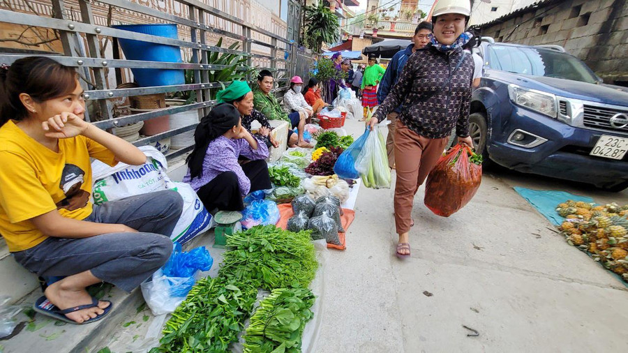 nhon nhip cho phien yen minh (4).jpg