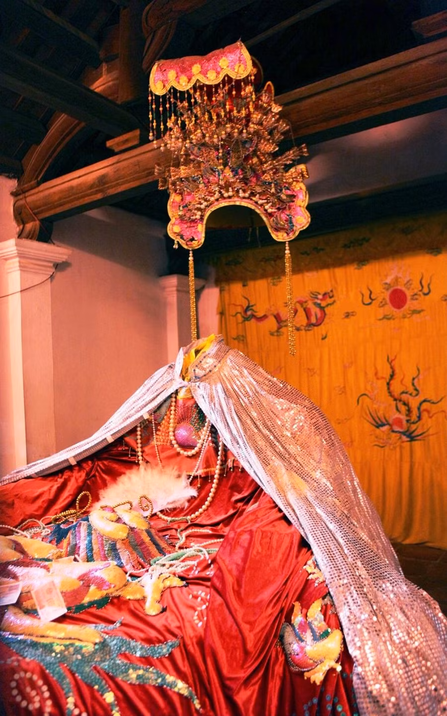 chuyen tinh cua em trai cao lo va em gai my nuong (6).jpg