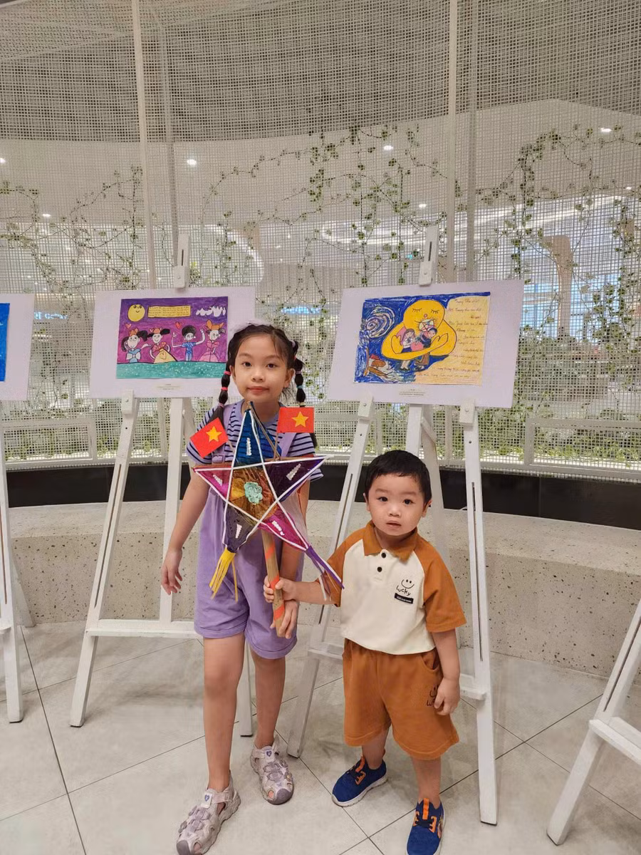 trang thu am long (1).jpg