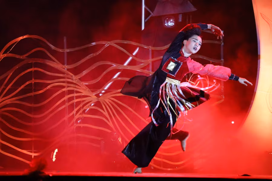 dat hang trong sang tac mua cua nao cho tai nang tre (2).JPG