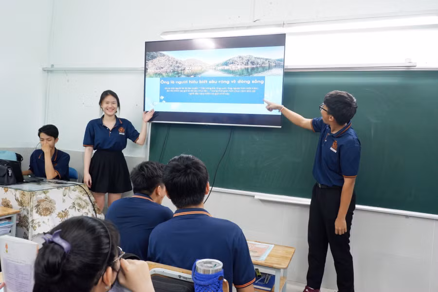 Dạy học theo hướng phát triển năng lực môn Ngữ văn lớp 12 Trường THCS – THPT Hai Bà Trưng (TPHCM). Ảnh minh họa: INT