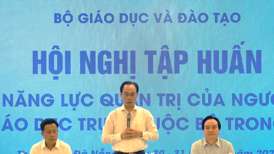 Bộ trưởng Hoàng Minh Sơn phát biểu tại Hội nghị.