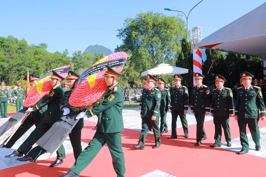 147d3094801t11200l1-mhb-0857-resize4.jpg
