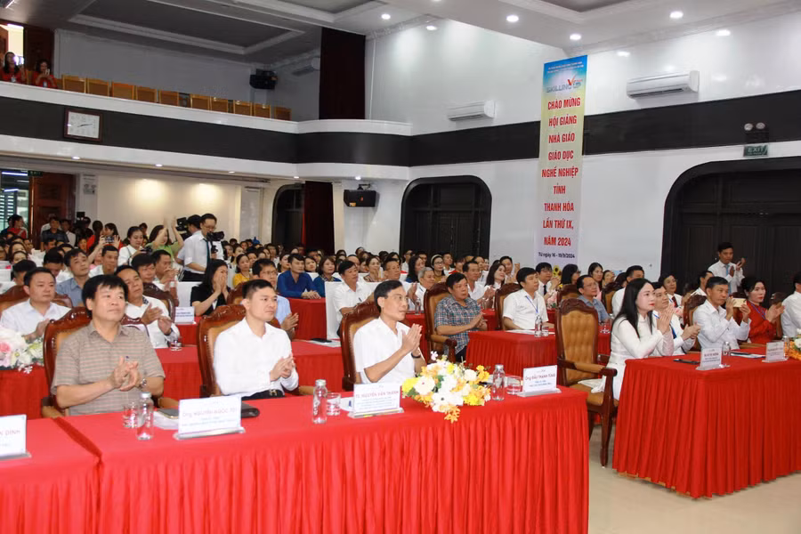 92ecce02755fd3018a4e.jpg