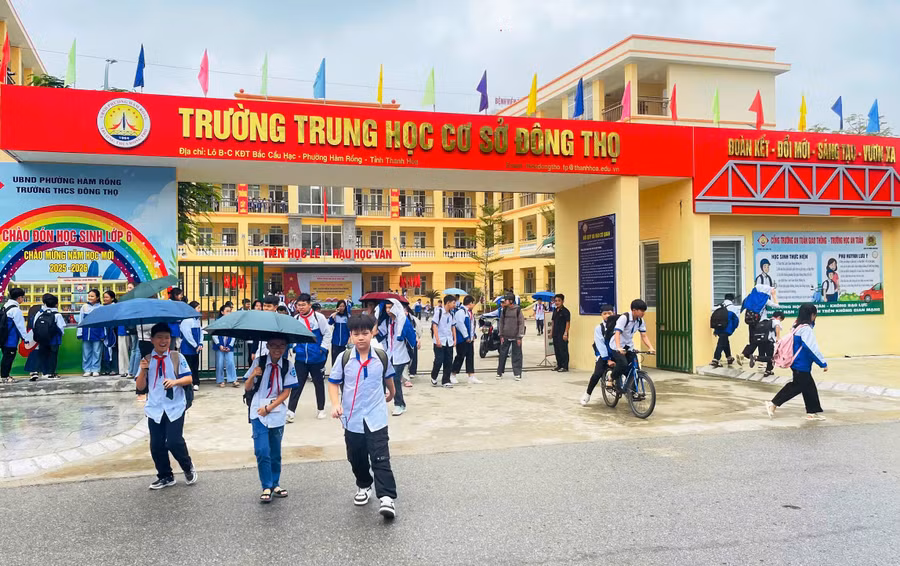 Trường THCS Đông Thọ, phường Hàm Rồng, tỉnh Thanh Hóa.