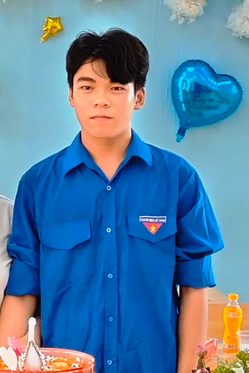 d9e620379e503b0e6241.jpg