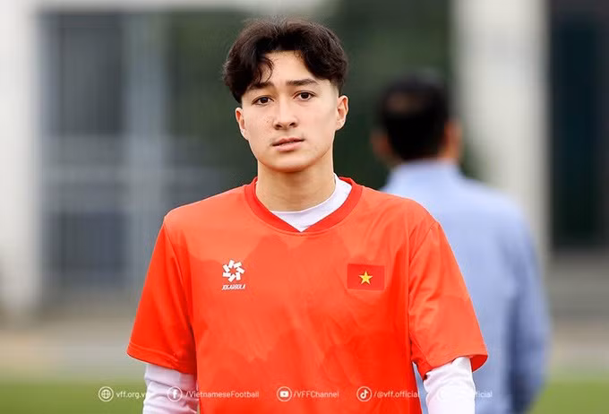 Thomas Mai Veeren bị loại khỏi U17 Việt Nam.