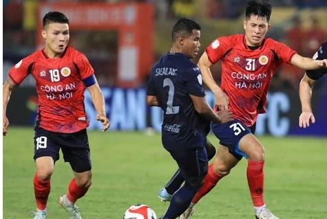 Đình Trọng có cơ hội trở lại tuyển Việt Nam.