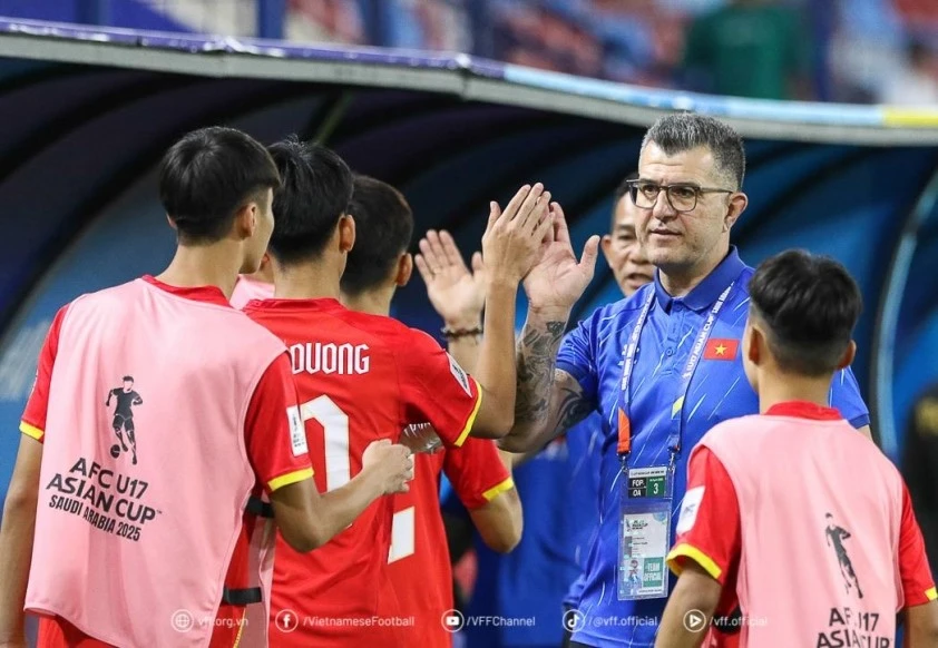 U16 Việt Nam đoạt hạng 3 giải CFA Team China 2025.