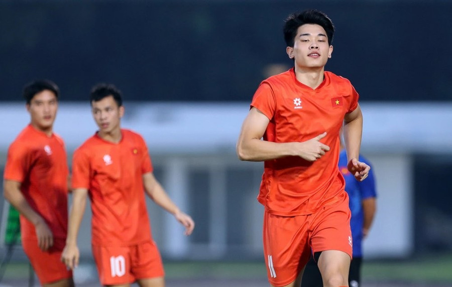 Đình Bắc quyết tâm cùng U23 Việt Nam đánh bại U23 Indonesia lên ngôi vô địch.