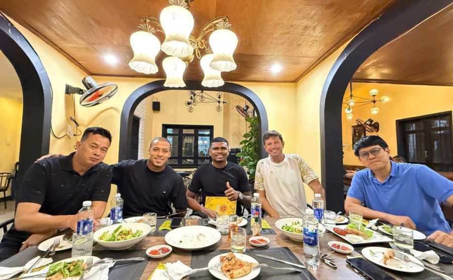 Gabriel Conceicao, Khevin Rodrigo Fraga (thứ 2 và 3 từ trái sang). Ảnh: Báo Gia Lai.