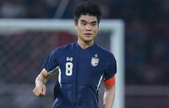 Peeradon không tham dự trận giao hữu với Man United.