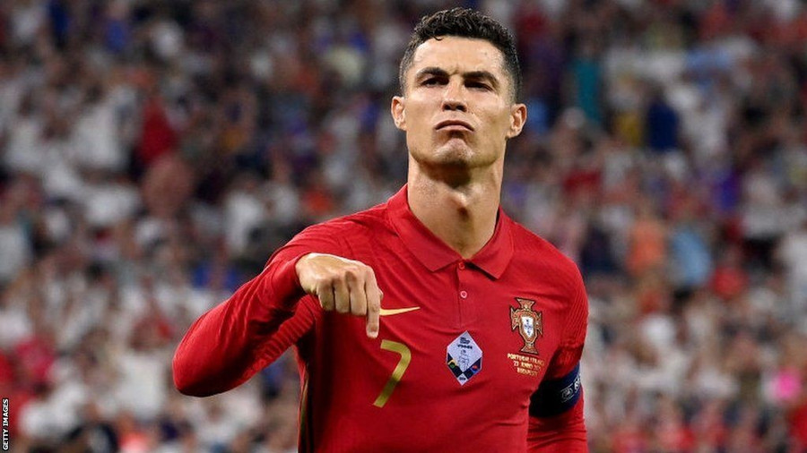 C.Ronaldo tiếp tục được triệu tập lên tuyển Bồ Đào Nha.