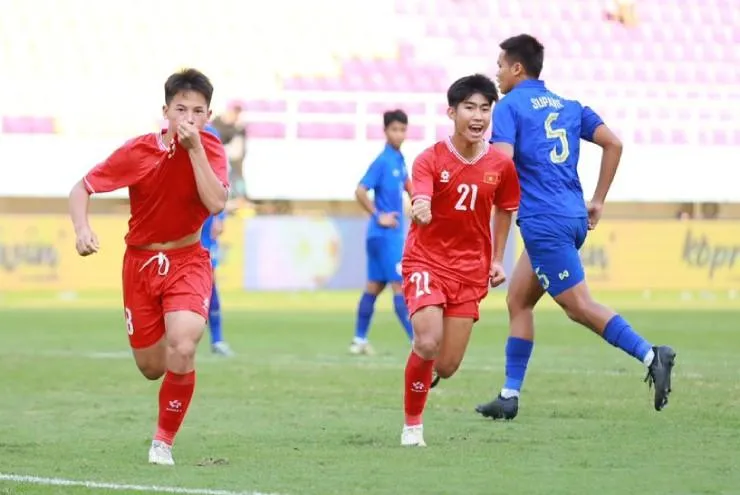 U16 Việt Nam mất loạt trụ cột trận tranh hạng Ba gặp Indonesia.