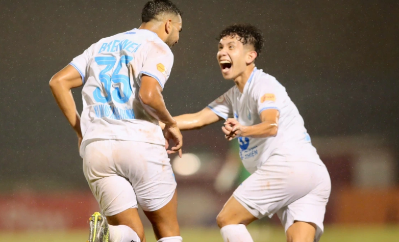 Nam Định hạ đẹp Sông Lam Nghệ An ở vòng 24 V-League.