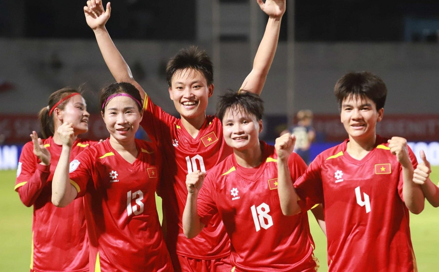 Tuyển nữ Việt Nam vào bán kết AFF Cup nữ 2025 với ngôi nhất bảng A.