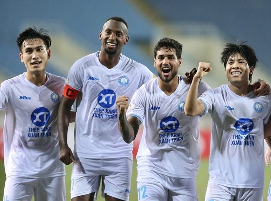 Nam Định vắng Thanh Hào ở vòng 21 V-League.