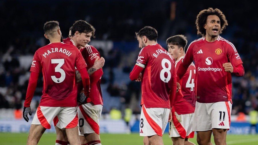 Man United đại chiến Man City ở vòng 31 Ngoại hạng Anh.