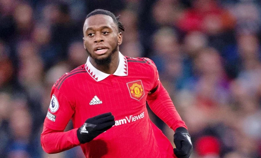 Aaron Wan-Bissaka lọt tầm ngắm của West Ham.