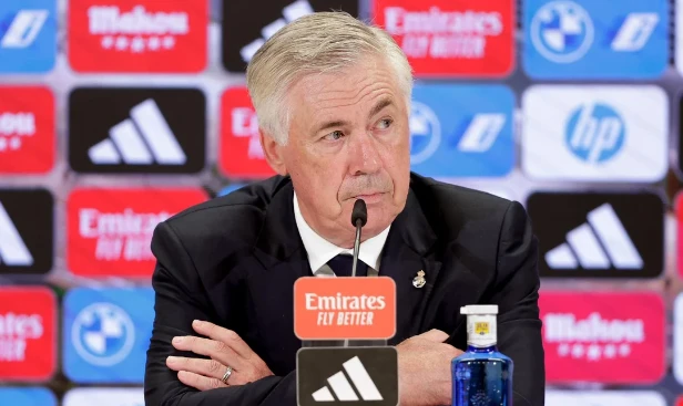 HLV Ancelotti ngợi khen Mbappe sau trận thắng Real Betis.