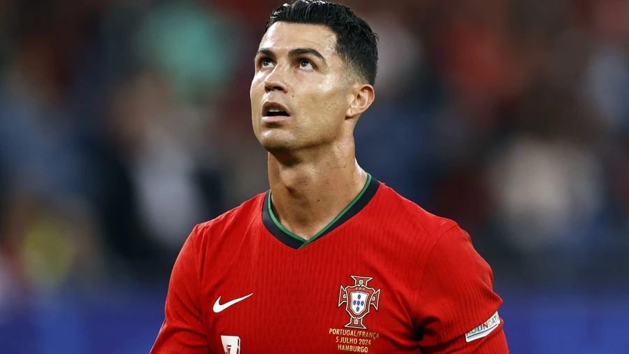 Ronaldo được khuyên trở lại đội bóng cũ Man United.