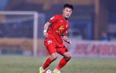 Lương Xuân Trường giúp Hà Tĩnh trụ hạng V-League.