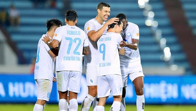 Nam Định làm khách của Hà Nội FC tại vòng 21 V-League 2024/25.
