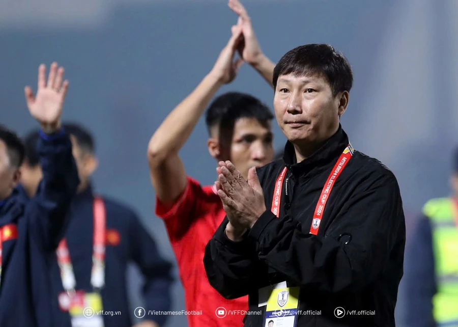 HLV Kim Sang-sik quyết cùng U22 Việt Nam vô địch SEA Games.