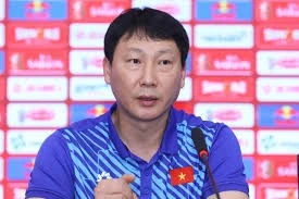 HLV Kim Sang-sik quyết tâm vô địch AFF Cup 2024.