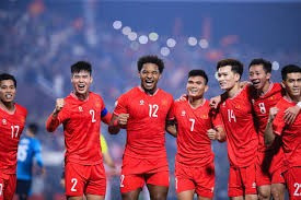 Tuyển Việt Nam tập trung trở lại vào tháng 3 tới