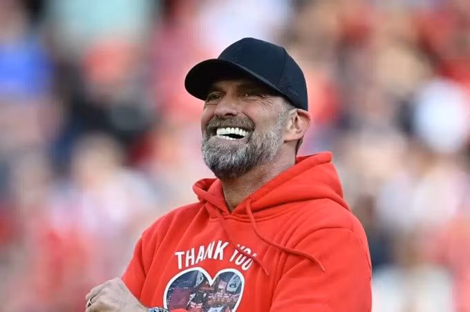 HLV Klopp được cựu sao Arsenal tiến cử dẫn dắt Man United.