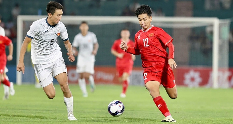 U17 Việt Nam thắng cách biệt U17 Myanmar ở giải châu Á.