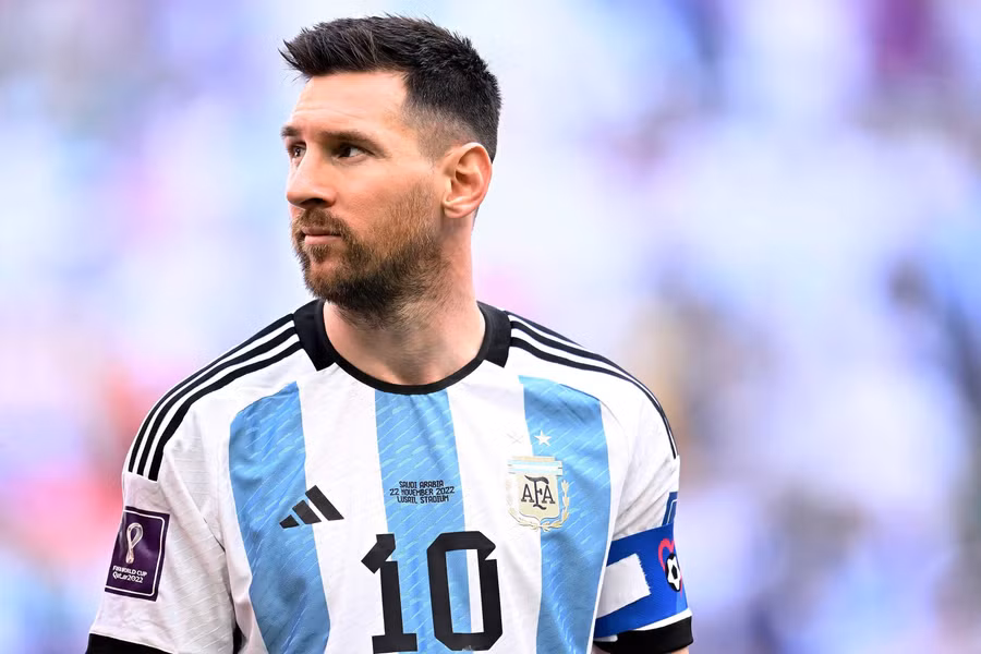 HLV Scaloni đặt niềm tin vào Messi ở trận so tài Peru.